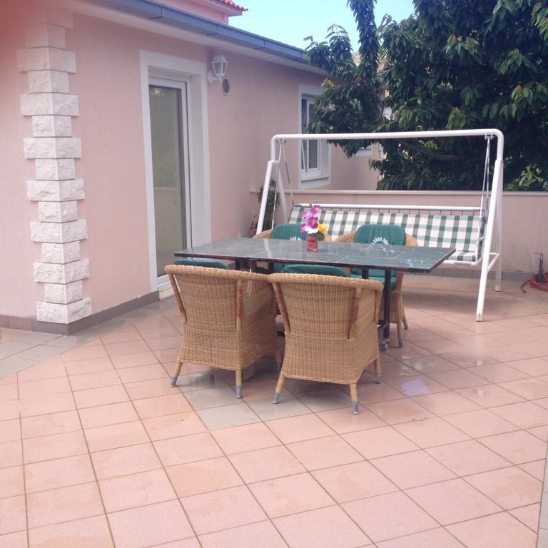 Apartment Edita Plano Trogir Eksteriør bilde