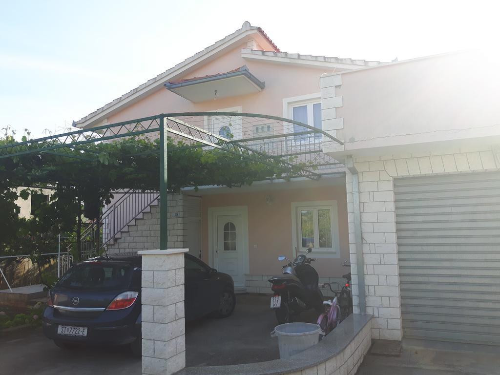 Apartment Edita Plano Trogir Eksteriør bilde